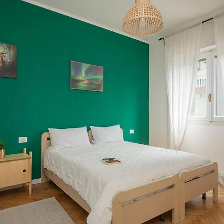Apartament I Host - Marescalchi 9