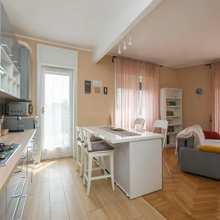 Daire I Host - Marescalchi 9